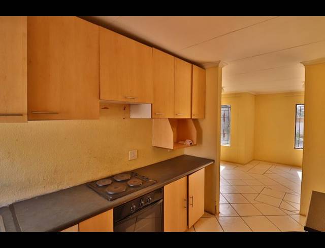 4 BEDROOM HOUSE FOR SALE IN THERESA PARK